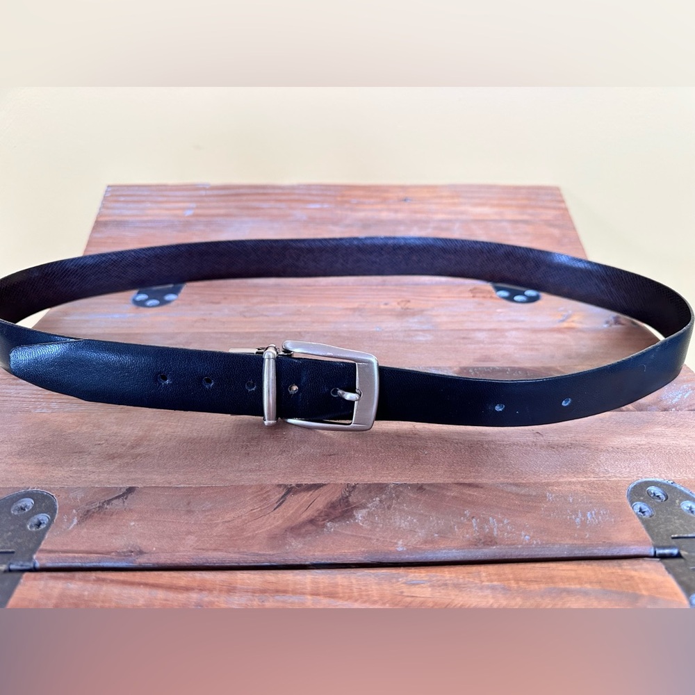 Men Black Leather Belt with Silver Buckle